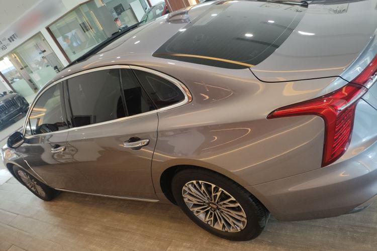 Used Hongqi H5 2023 2.0T Automatic Smart Connect Flagship Edition
