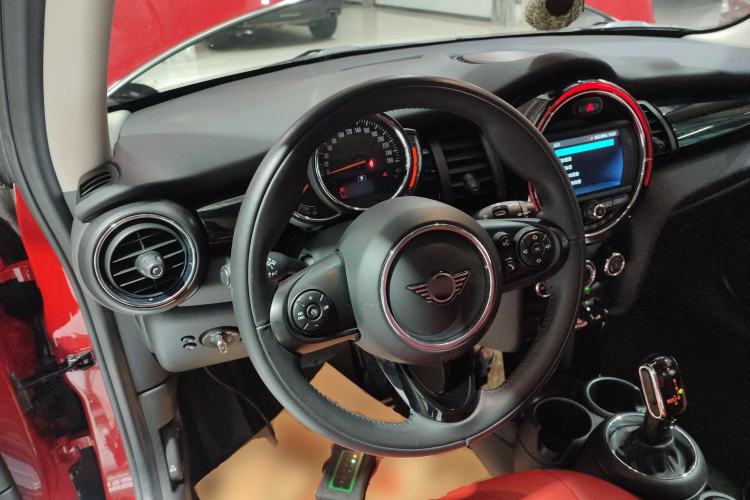 Used  MINI 2019 1.5T ONE PLUS