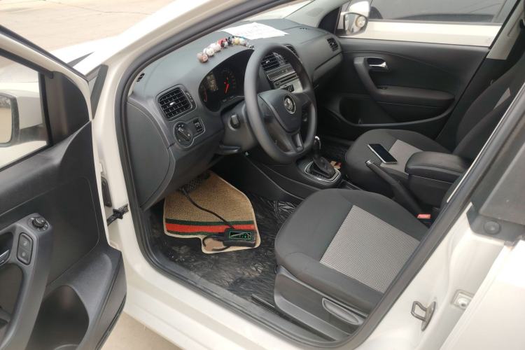 Used Volkswagen Polo 2016 1.4L Automatic Trendy Model
