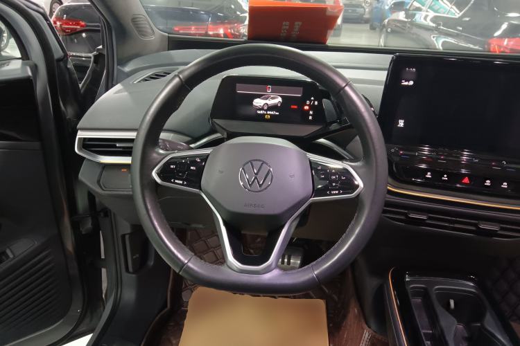 Used Volkswagen ID.4 CROZZ 2021 Long-Range PRO Two-Wheel Drive Version