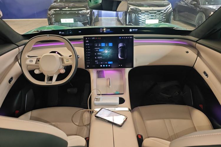 Used  YU7 2025 Ultra-Long Range High-Performance All-Wheel-Drive Max Edition
