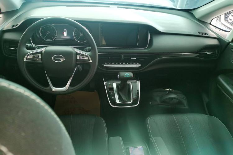 Used GAC Trumpchi M6 2021 270T DCT Luxury Edition (7 Seats)
