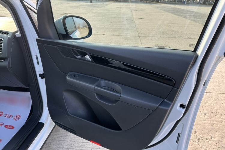 Used Volkswagen Sharan 2018 380TSI Luxury 7-Seater
