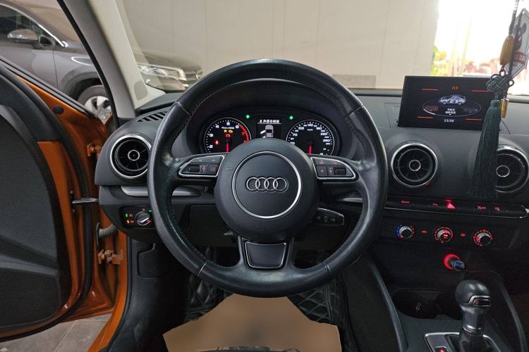 Used Audi A3 2014 Limousine 35 TFSI Automatic Fashion Model
