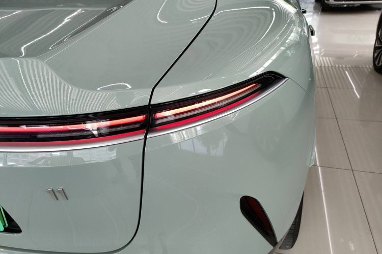 Used  11 2023 Harmony 90-degree Rear-wheel Drive Edition
