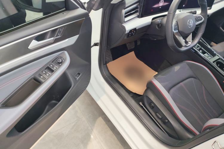 Used Volkswagen Lamando 2024 Lavida L 280TSI DSG Cool & Spicy Edition
