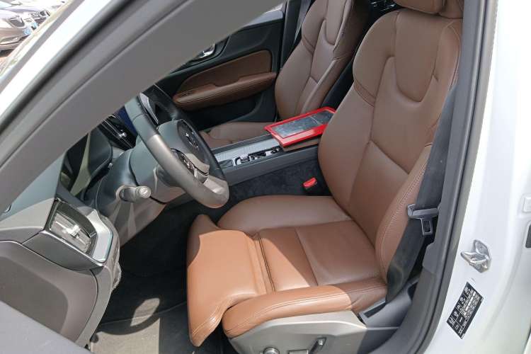 Used Volvo S60 2020 T4 Zhiyuan Luxury Edition
