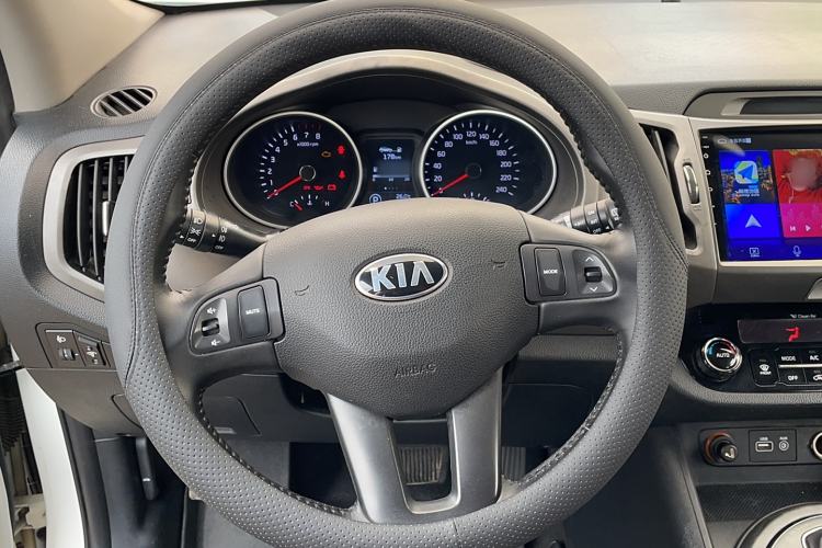 Used Kia Sportage R 2016 2.0L Automatic Two-Wheel Drive GLS Trim
