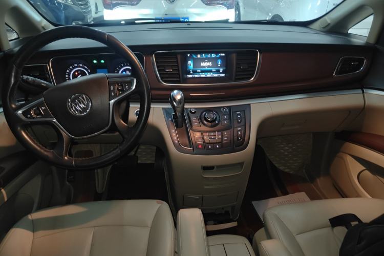 Used Buick GL8 2018 28T Luxury Model China VI Standard