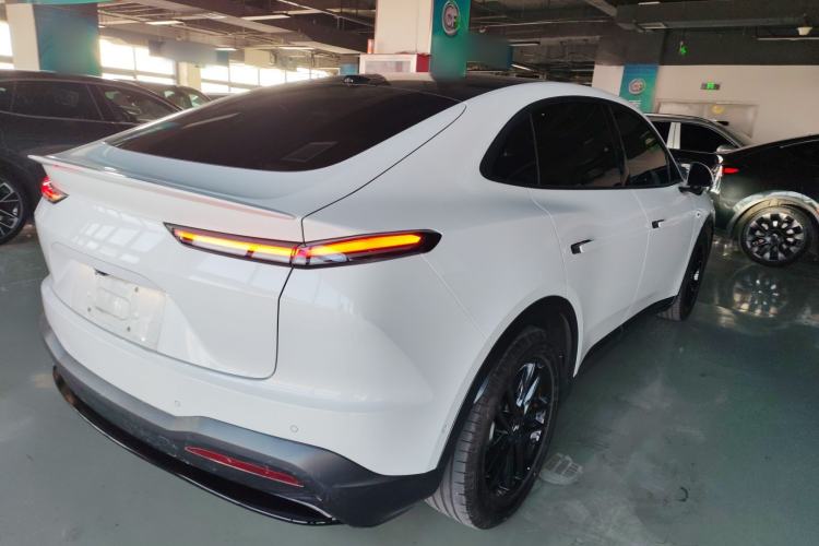 Used ONVO L60 2024 60 kWh Rear-Drive Version