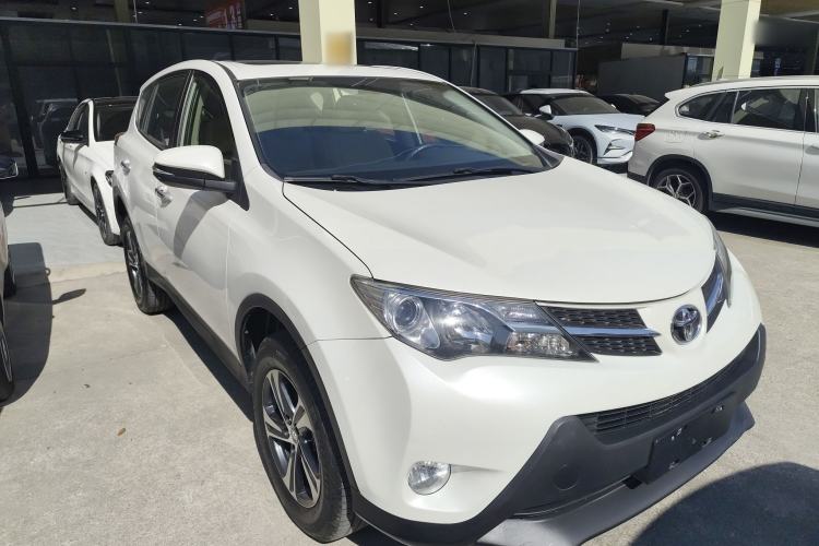 Used Toyota RAV4 2015 2.0L CVT Four-Wheel Drive New Edition
