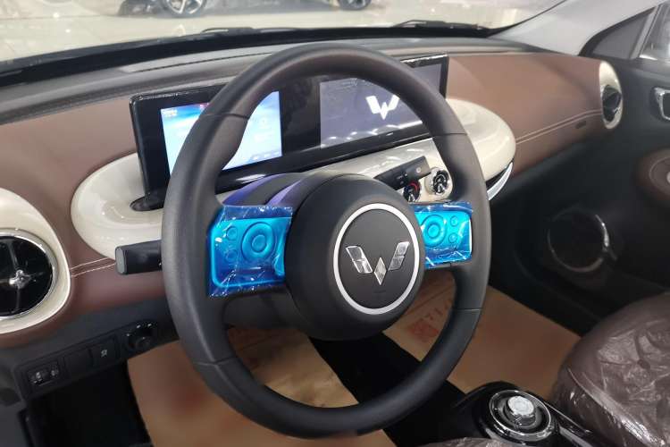 Used Wuling Bingo 2024 333 km Enjoyment Version
