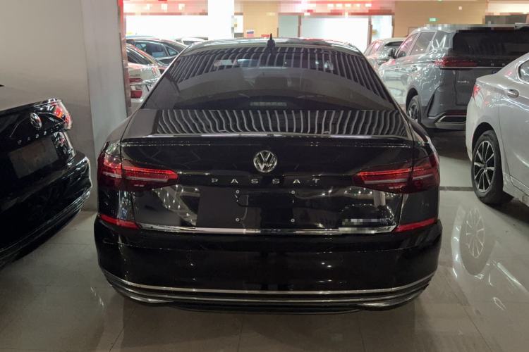 Used Volkswagen Passat 2019 330TSI Elite Edition China VI
