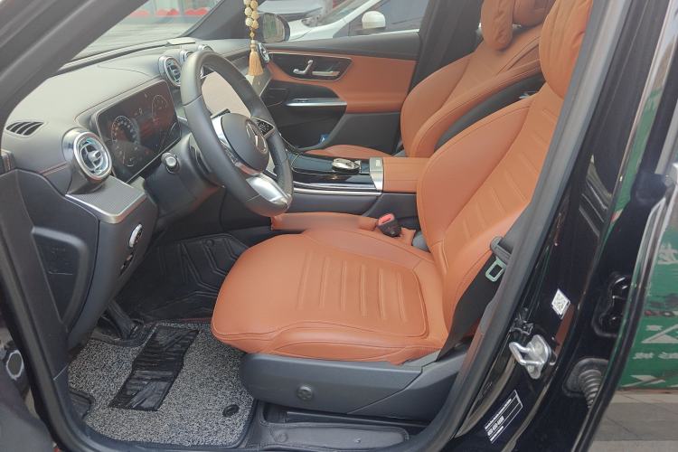 Used Mercedes-Benz GLC 2023 GLC 260 L 4MATIC Dynamic Edition 5-seater
