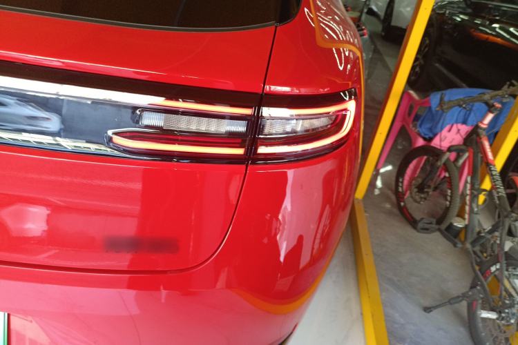 Used Hima AITO M5 2025 Extended-Range Ultra All-Wheel-Drive Version
