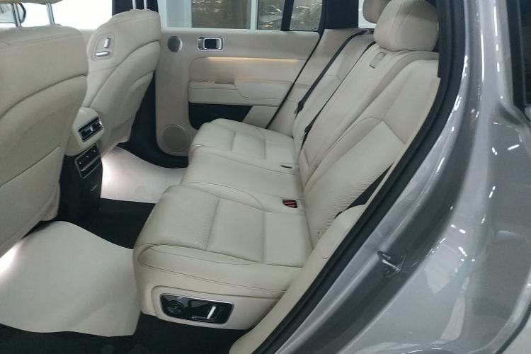 Used Li Auto L7 2023 Pro Model
