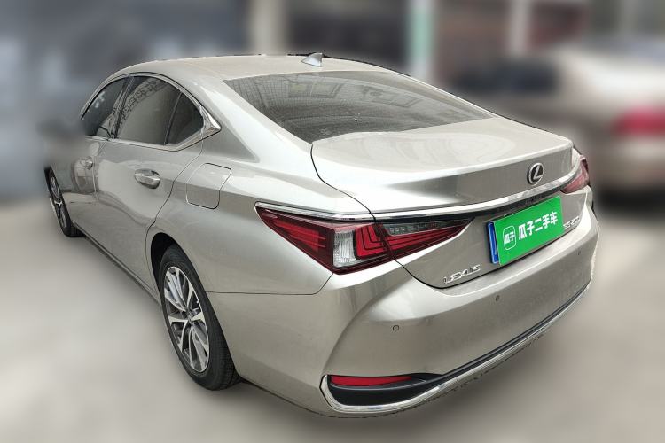 Used Lexus ES 2023 200 Excellence Edition