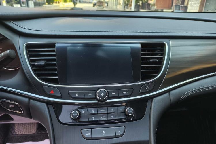 Used Buick LaCrosse 2022 652T Luxury Version