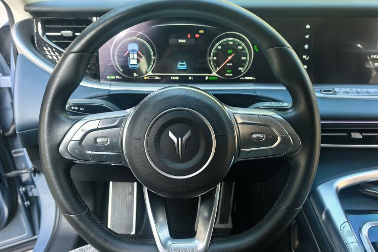 Used VOYAH FREE 2021 Four-Wheel Drive Standard Range-Extended Exclusive Luxury Package
