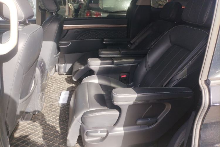 Used GAC Trumpchi M8 2020 390T Deluxe Edition
