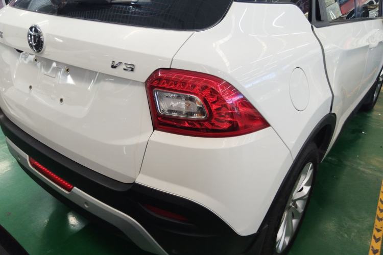 Used Brilliance V3 2016 1.5L Automatic Smart Version
