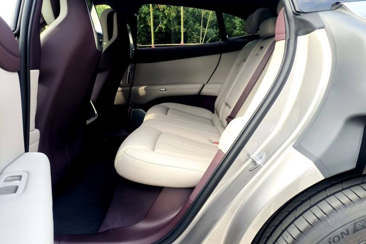 Used  YU7 2025 Ultra-Long Range Rear-Wheel Drive Version
