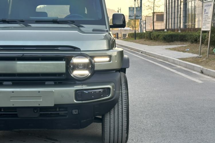 Used  V23 2025 501 Four-Wheel Drive Intelligent Driving Version