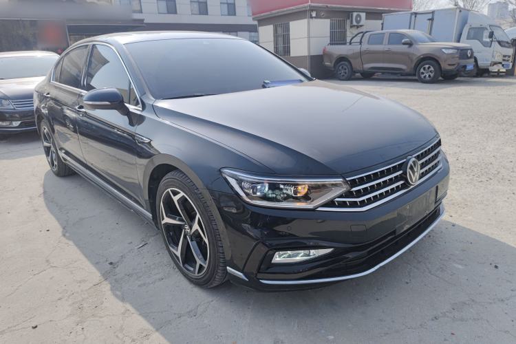 Used Volkswagen Magotan 2023 2 Million Units Commemorative Edition 330TSI DSG Luxury Version