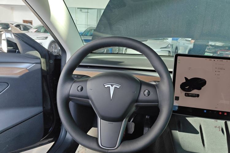 Used Tesla Model 3 2022 Rear-Wheel-Drive Version
