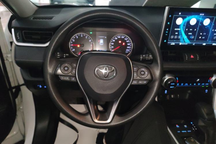 Used Toyota Wildlander 2021 2.0L CVT Two-Wheel Drive Luxury Edition
