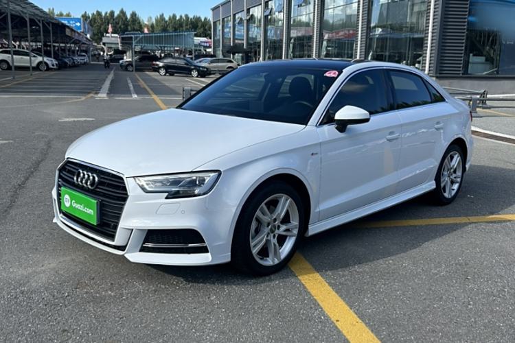 Used Audi A3 2019 Limousine 35 TFSI Fashion Edition China VI Emission Standard
