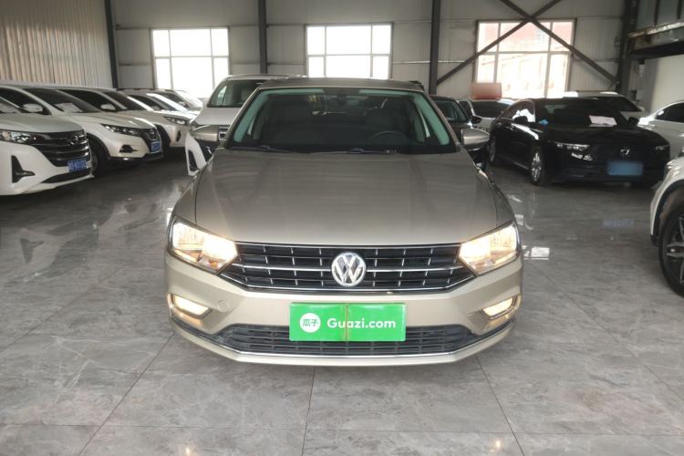 Used Volkswagen Bora 2016 230TSI DSG Luxury Version
