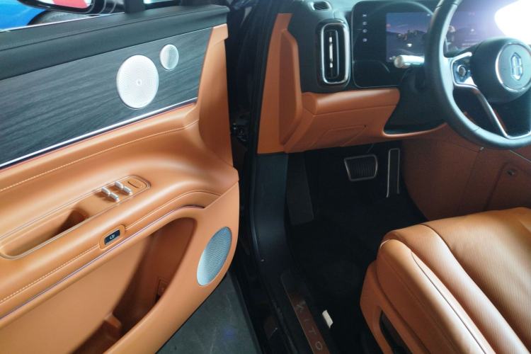 Used Hima AITO M9 2024 Range-Extended Max Edition 42 kWh 6-Seater Version
