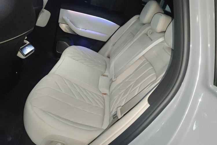 Used Nio ES6 2024 75 kWh
