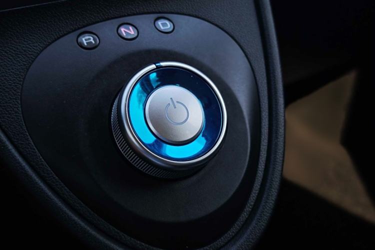 Used ORA Black Cat 2022 301km "Cute & Dynamic" Phosphate Iron Lithium
