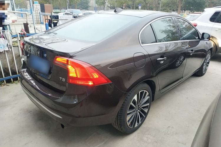 Used Volvo S60 2019 S60L T5 Smart Range Edition
