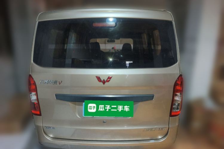 Used Wuling Rongguang V 2015 1.5L Base Version
