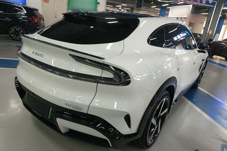 Used  YU7 2025 Ultra-Long Range High-Performance All-Wheel-Drive Max Edition