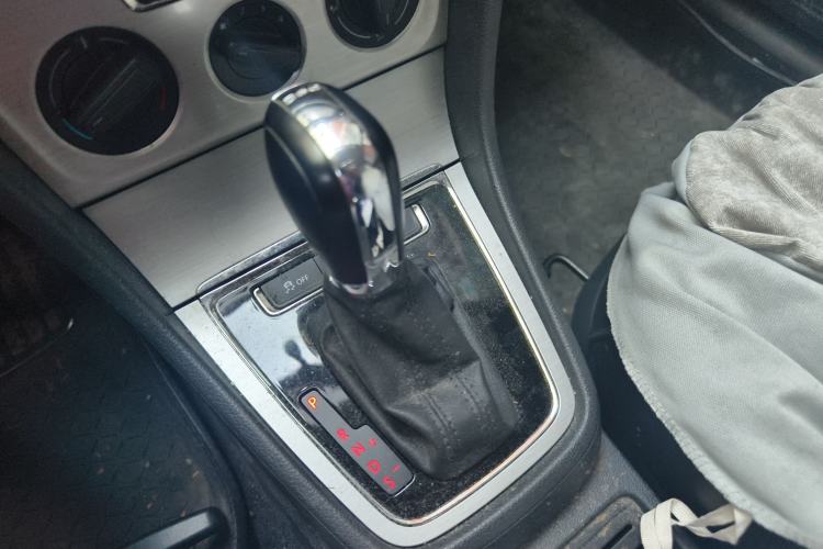 Used Volkswagen Lavida 2013 Revised Version 1.4 TSI DSG Comfort Edition
