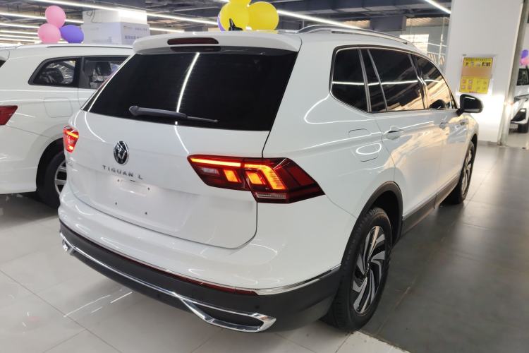 Used Volkswagen Tiguan L 2024 300TSI Automatic Two-Wheel Drive Smart Edition
