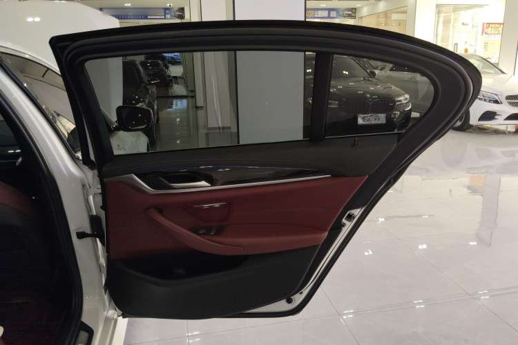 Used BMW 5 Series 2020 530Li Leading Model M Sport Package