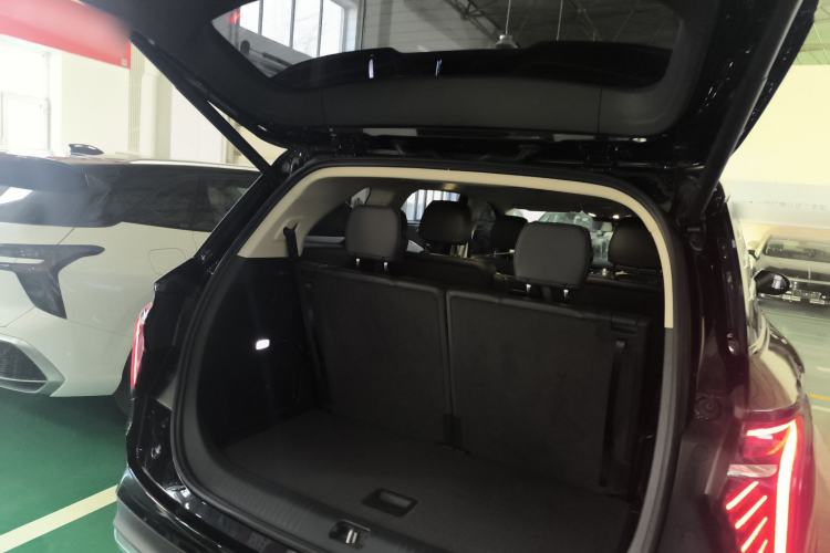 Used Hongqi HS7 PHEV 
