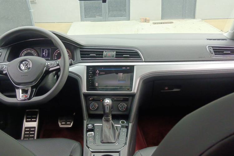 Used Volkswagen Lamando 2021 230TSI DSG Fashion Edition
