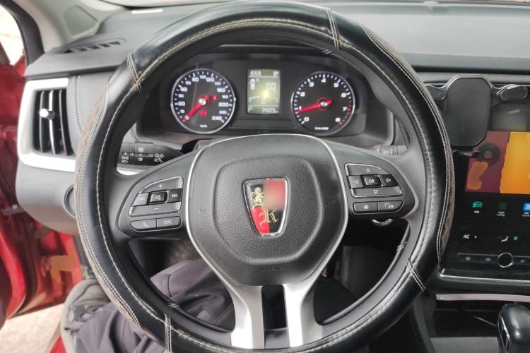 Used Roewe i6 2019 PLUS 1.6L CVT 4G Connected Flagship Deluxe Edition
