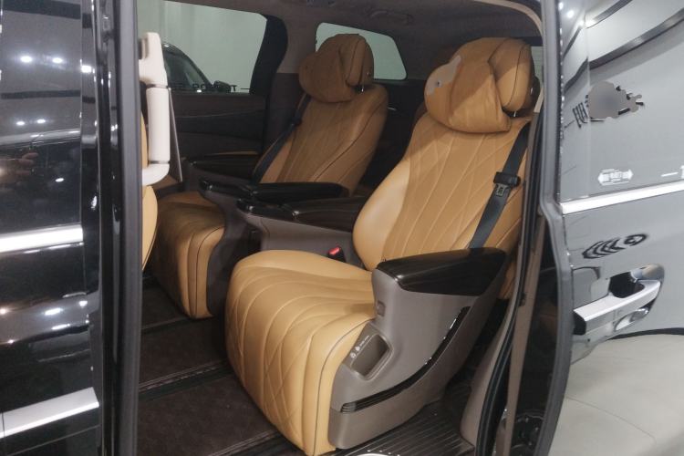 Used Denza D9 2024 DM-i 980 Four-Wheel Drive Prestige Model