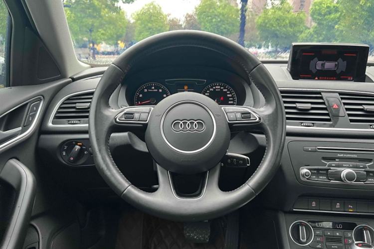 Used Audi Q3 2017 30 TFSI Fashion Model