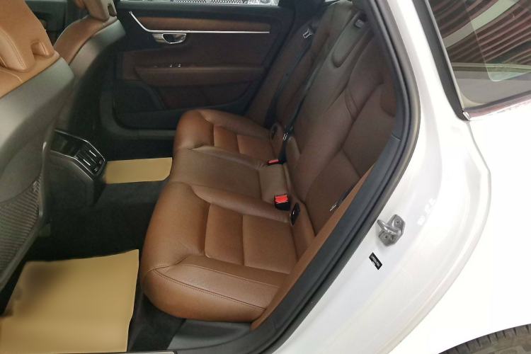 Used Volvo S90 2020 Facelift T5 Smart & Luxurious Edition