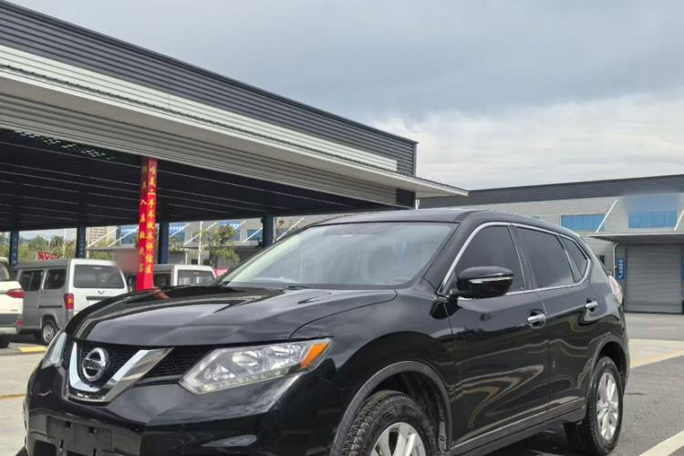 Used Nissan X-Trail 2016 2.0L CVT Smart Enjoyment Version 4WD