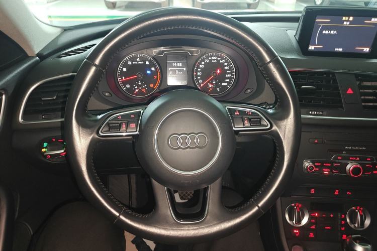 Used Audi Q3 2016 35 TFSI Collection Edition Comfort Model
