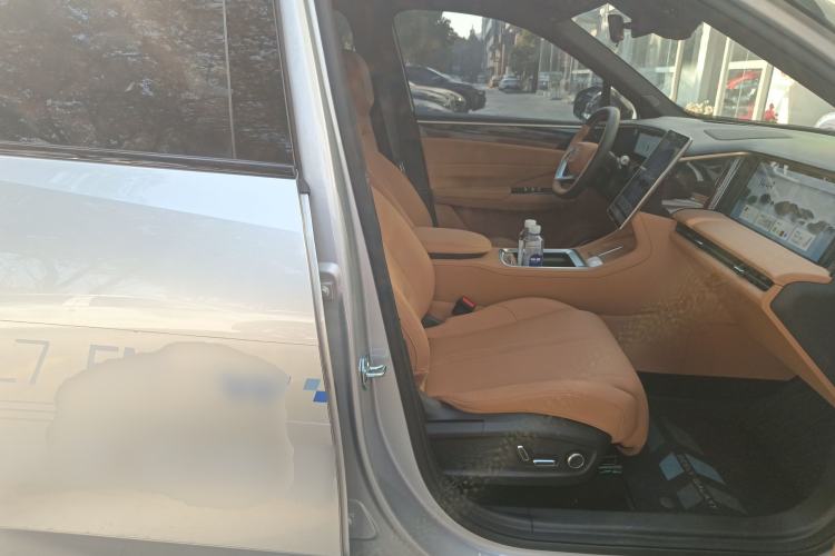 Used  L7 2025 EM-i 115km Exploration+ Edition
